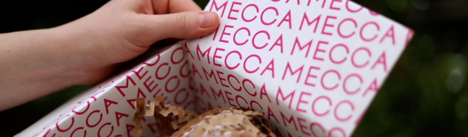 Mecca Box with Geami Wrapping