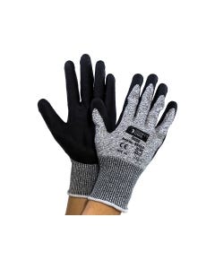 Signet's 5600 Cut Resistant Gloves - Size 9