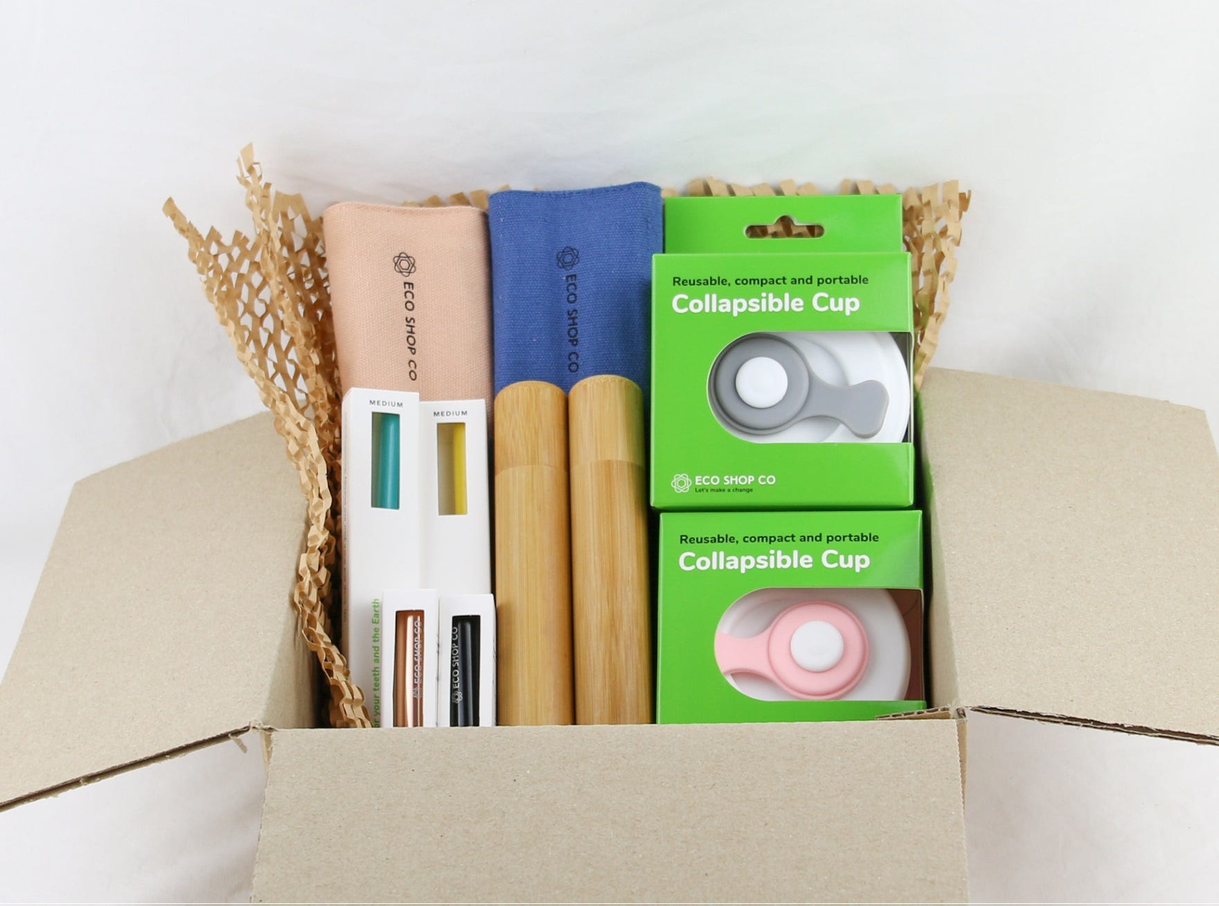 Ekoroo eCommerce order packed into a Signet Shipping Carton and Geami Protective Packaging  