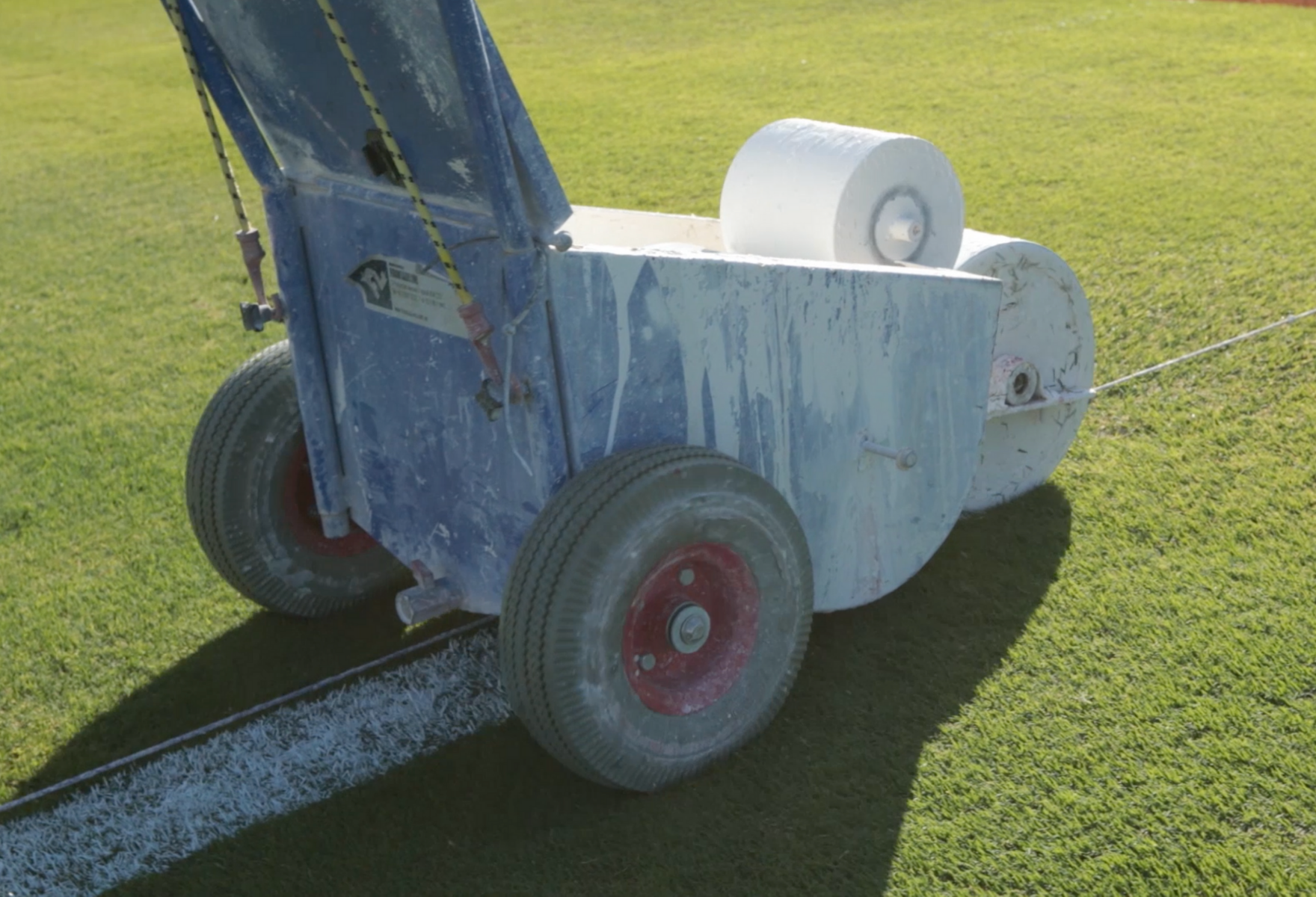 Marking lines on field