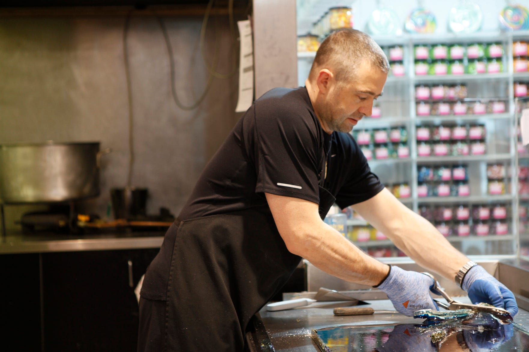 Richard from Sticky making lollies